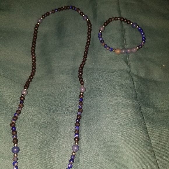 Blue set  - Picture 6 of 7